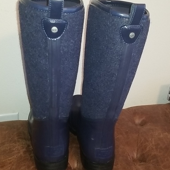 UGG Reignfall Waterproof Rain Boots - Picture 3 of 11